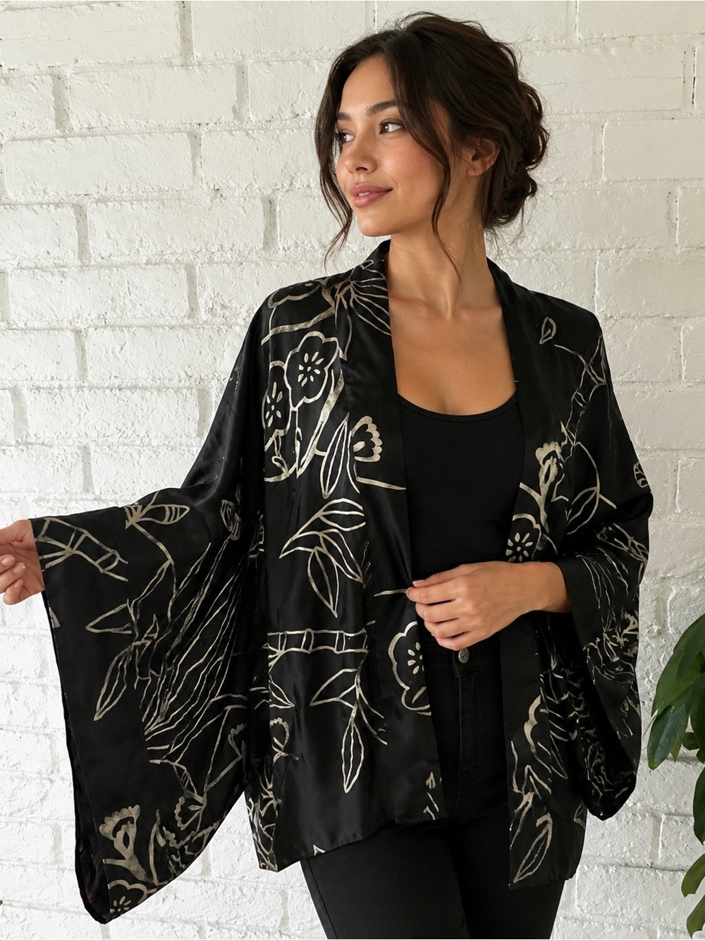 Chico's Black White Floral Silk Kimono Medium Large